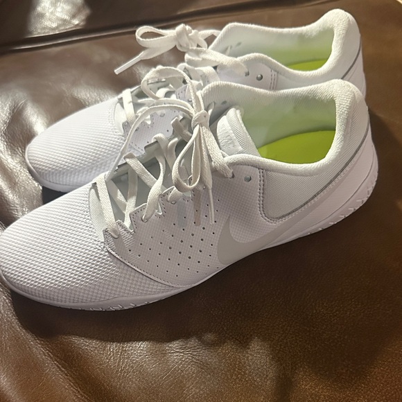 NIKE sideline CHEER 📣 - Picture 2 of 5